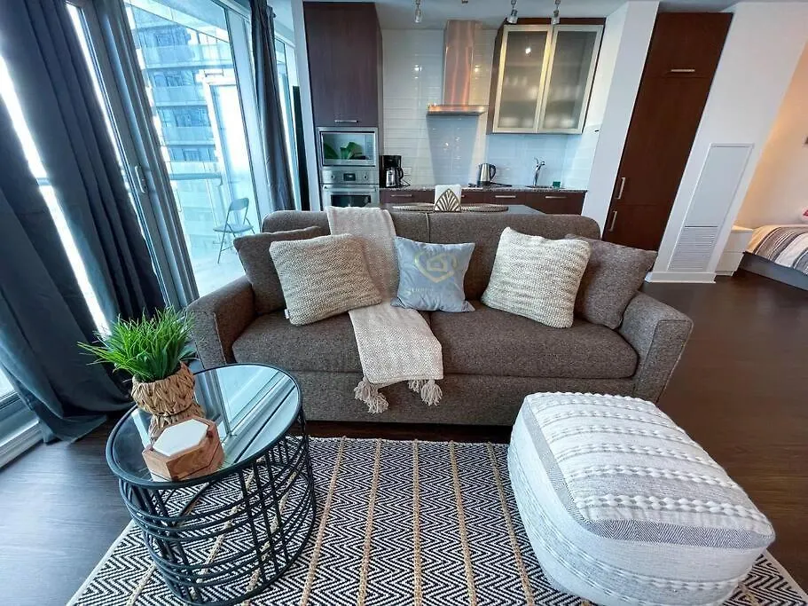 Simply Comfort Suites - Unique Apartment In Ice Condos 多伦多